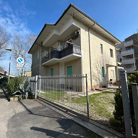 Casa Titty By World רימיני